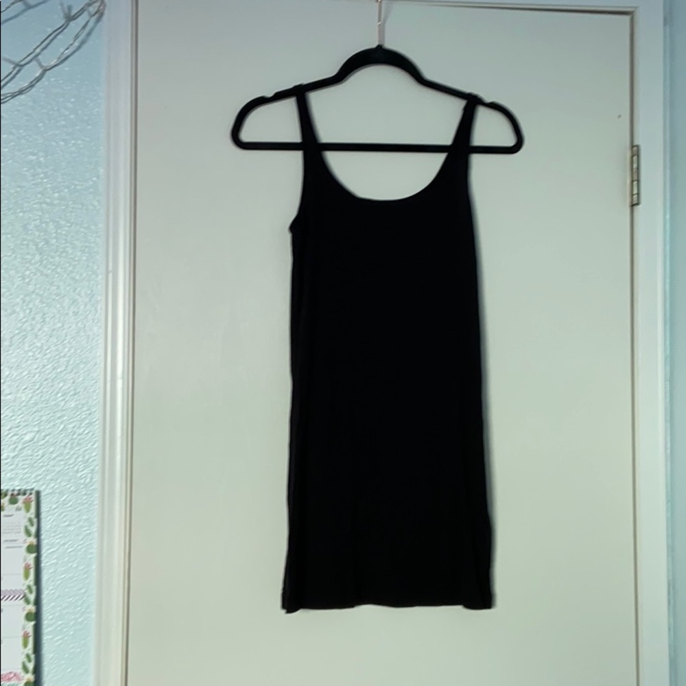 Black Halogen Tank